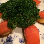 マイカ - サーモンのカナッペ