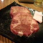 炭火焼肉　まるじゅう - 厚切りタン★