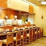天ぷら つな八 - カウンター席