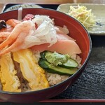 ホリグチ生さざえ - 料理写真:海鮮丼（小）