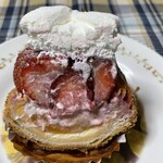 ブーランジェリー スドウ - ショートケーキより苺の甘さを堪能できる！