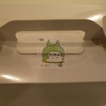 白髭のシュークリーム工房 - ﾄﾄﾛのｼｰﾙがcute!