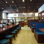 久留米ラーメン清陽軒 - カウンター席・ボックス席