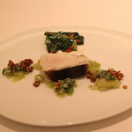 カンテサンス - 鳴門の鰆　海藻バターとポワローのソース　(2013/12)