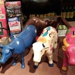 Sumiyaki Shokunin - 店内の牛さんたち