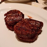 37 Steakhouse & Bar - 