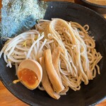 究極のにぼし味噌らーめん 人間ばんざい - 麺