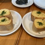 ボーノ - ガーリックフランス（２個）５５０円Ｘ２