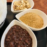 こひる庵 - ぜんざいあん150円　きなもん150円　ナッツ250円　私の好きなものオールスター★