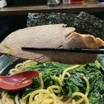 Bachikon - ラーメン中盛 withほうれん草増量