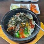 韓国料理 オドゥマック - 料理写真:石焼ビビンバ