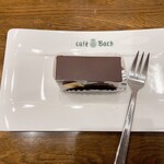 Cafe Bach - チョコレートケーキ。写真からでも、