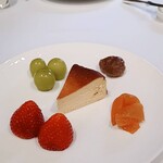 フランス料理 イイザカ - 