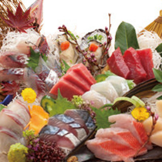 絶対お得！自慢の刺盛りうず潮造りこの内容で4,680円！