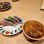 酒と飯 コメマル - 天然サワラの炙り刺し
