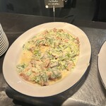 MORETHAN TAPAS LOUNGE - グリルチキン 九条ネギのクリームソース