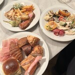 MORETHAN TAPAS LOUNGE - お腹いっぱい...