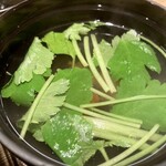 鰻家 - 肝吸いは三葉多め