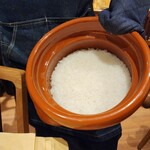 酒と飯 コメマル - 炊きたてご飯