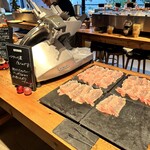 MORETHAN TAPAS LOUNGE - 生ハム