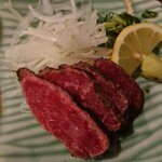 神戸牛炭火ステーキ・逸品 寅松の肉たらし - 神戸牛赤身タタキ