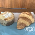 HALEKULANI BAKERY - クリームパン　エトロバタークロワッサン