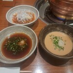 瀬里奈 - 特選牛しゃぶしゃぶのたれ3点に、おろしにんにくを入れたものです。