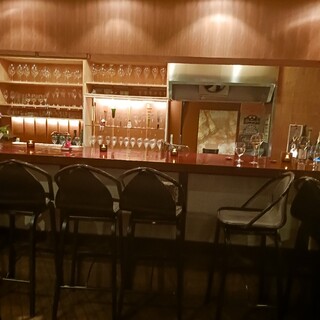 Champagne Bar Pomponne_2