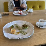 リーブス オブ グラス 紀美野 - 