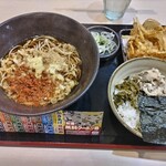 ゆで太郎 もつ次郎 - このセットは２番押し