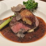 Maru'sTable - ~ 肉料理 ~
      
      特選牛フィレとフォアグラのロッシーニ