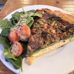 Plenti - 料理写真:キッシュ