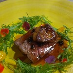 赤坂うさぎや - クリスマスリースに見立ててあるとの事！