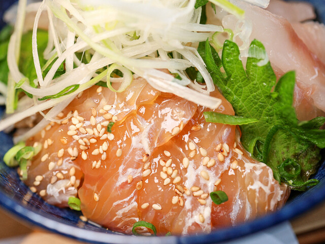 浜の七光り - 本塩釜（海鮮）の写真