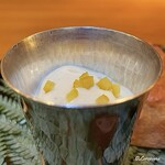 らん亭～ 美日庵 - 柿と玉珧の白和え