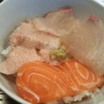 わ楽 - 海鮮丼にしました！