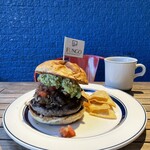 ファンゴー - 【12月Monthly Burger】 『The Carnitas Burger¥2,200』 『平日lunch drink¥0』