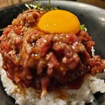 精肉・卸の肉バルSanoso - 