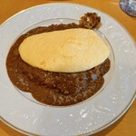 ルー・ド・メール - ドライカレー・オムライスのせ(スープ付)  1,200円