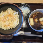 五鉄 - 料理写真:炙りしゃもつけ麺(七味かけました)