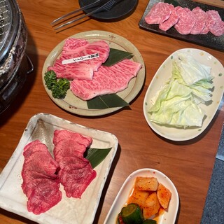 炭火焼肉 森辻亭 - 料理写真: