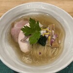 あら炊き中華そば たか田 - 淡麗あら炊き中華蕎麦塩