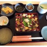 佳緒 - 海鮮ばらちらしランチ
      2013.12