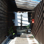 Rakuichi Rakuza - ★お店入口。右側には駐車場があります