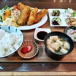 浪花亭 - 料理写真:カキフライ定食￥1490