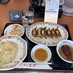 餃子の王将 - 