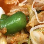 蒙古タンメン中本 - 甘みを感じるピーマン