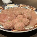 博多とり鍋 なかがわ - 鶏ダンゴとササミ