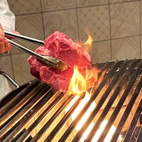 AKARENGA STEAK HOUSE - 四種類の薪の熾火焼き　Ｔボーンステーキ　　