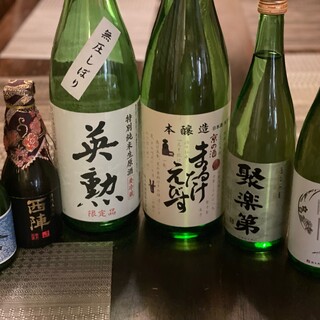 Enjoy sake and rare wines that enhance the flavor of your dishes.